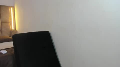 Zenith  online show from November 12, 7:45 pm