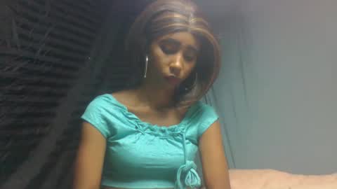 Snapshot of zeolineess chatting on October 23, 5:19 pm zeolineess online show from October 23, 5:19 pm