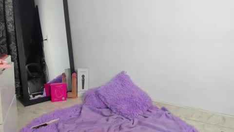 ZEPHYRA ANGELS online show from February 20, 6:26 am