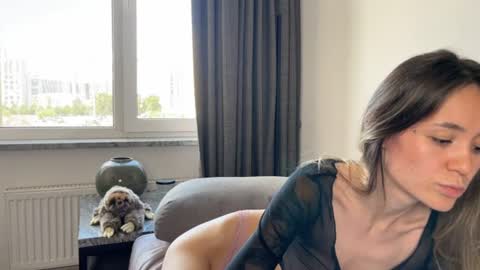 silly willy online show from August 3, 9:04 am