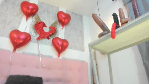 ZHAMIRA  ANDRES online show from February 15, 1:41 am