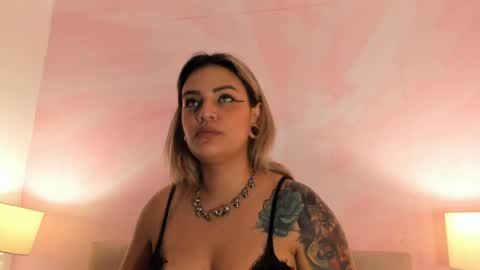 zihaadams_ online show from June 3, 3:07 am