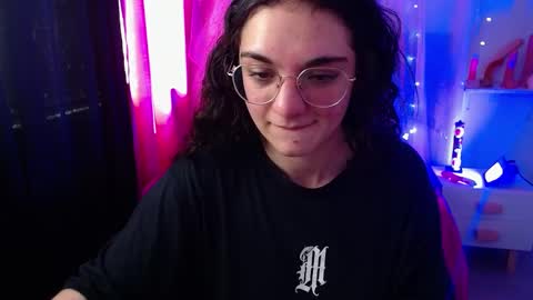 zoe_0111 online show from January 14, 6:28 pm