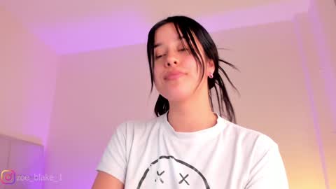 Zoe online show from December 14, 1:38 am