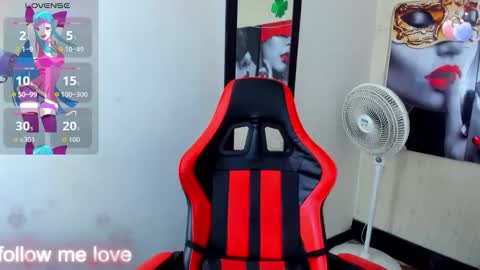 Z O E online show from September 27, 9:22 pm