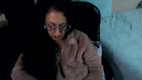 Zoe Koller online show from July 17, 1:54 am