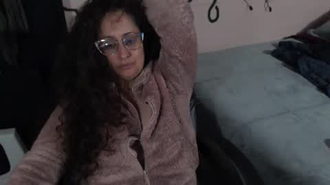 Zoe Koller online show from April 21, 1:42 am