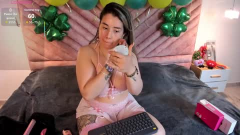 SWEET ZOE online show from March 31, 5:57 pm