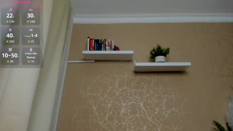 zoe_millerx online show from June 1, 1:13 pm