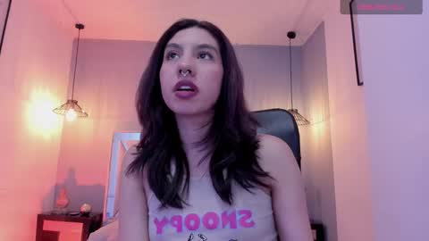 zoe_moreau online show from February 16, 7:25 pm