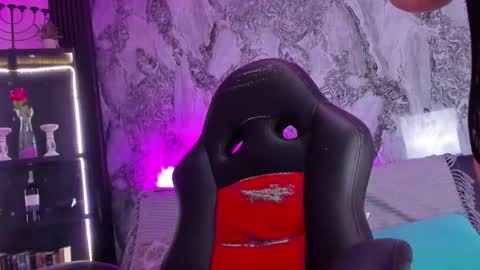 zoe_rosse00 online show from October 30, 7:48 pm