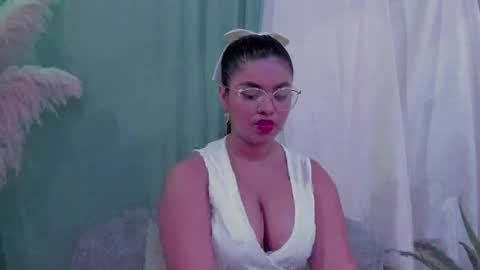 Zoe online show from April 15, 3:18 am