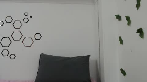 Carolina online show from September 8, 11:04 pm