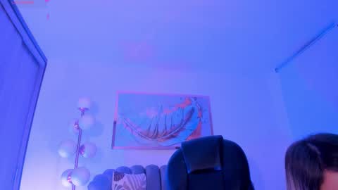 Zoe Presley  online show from November 28, 1:19 am