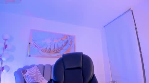 Zoe Presley  online show from November 21, 2:24 am