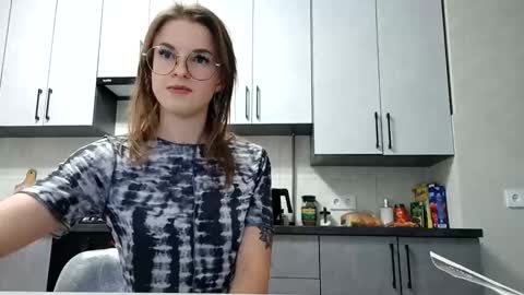 zoriana20 online show from October 3, 6:46 pm