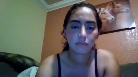 zully_333 online show from December 2, 3:41 am
