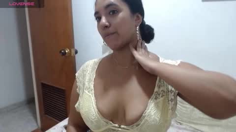 zury_ferrari online show from November 4, 3:28 pm
