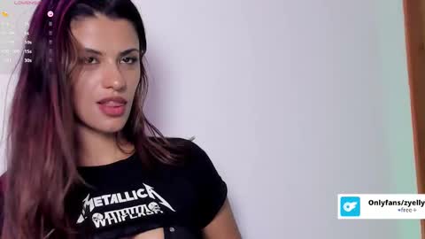 zyelly online show from October 18, 10:22 pm