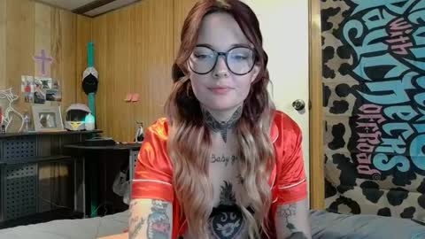 Gracie online show from October 6, 3:29 pm