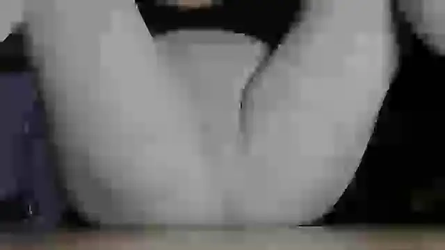 Squirtlady38 online show from December 14, 2:17 am