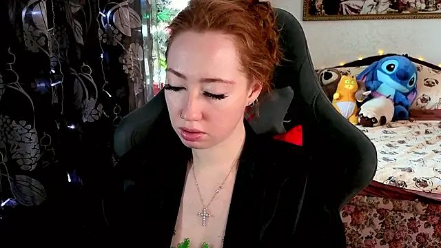 TinaBrook online show from March 27, 5:20 am