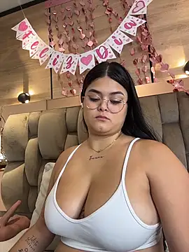 im mou  online show from February 13, 1:35 pm