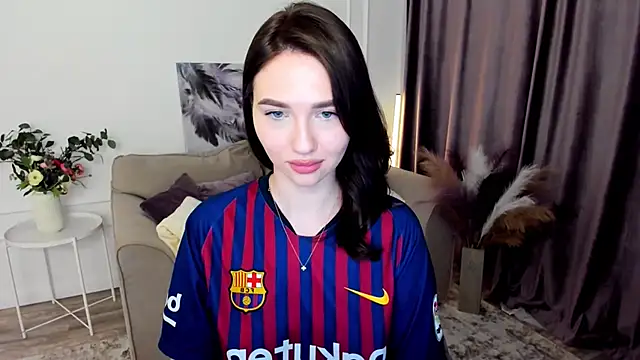 GracefulLook online show from September 18, 7:56 pm