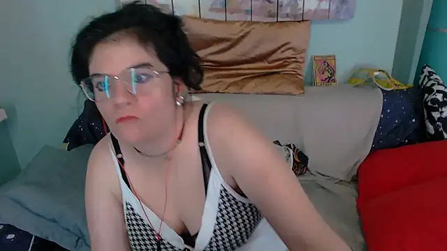 EverlyRays online show from November 2, 8:23 pm