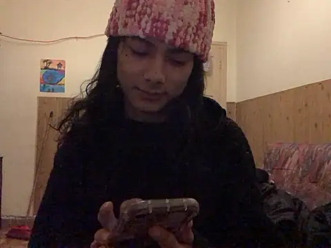 calliemaggotbone online show from January 16, 4:19 am