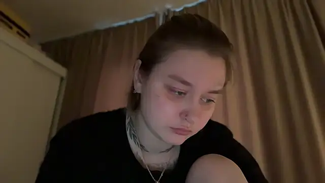 Isabel-Bailey online show from June 13, 9:12 pm
