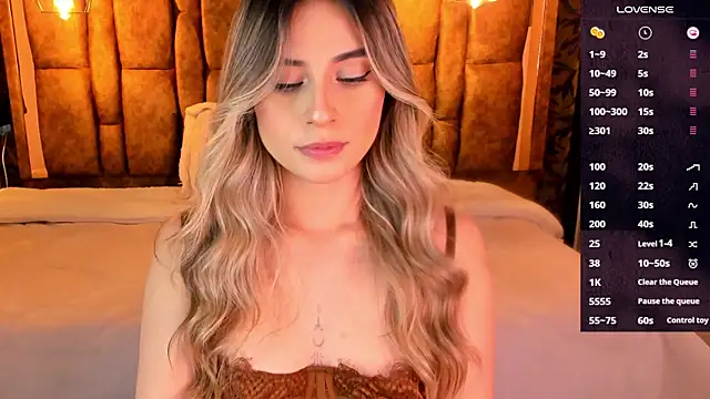 KiaraCarter online show from October 16, 8:00 pm