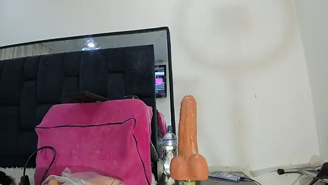 AntonelaNeri online show from September 24, 3:00 pm