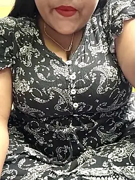 flamingoss online show from March 10, 6:45 pm