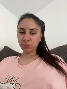JenniferEdith online show from July 5, 2:45 pm