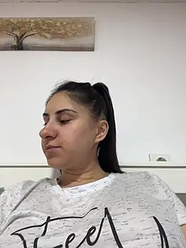 JenniferEdith online show from July 24, 5:27 am