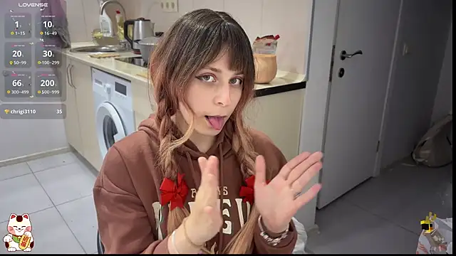 ShiroiFubuki online show from October 12, 6:32 pm