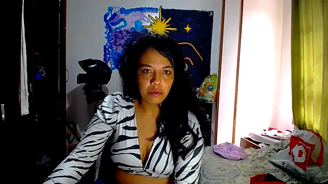 AmaraRoberts420 online show from May 23, 2:37 pm