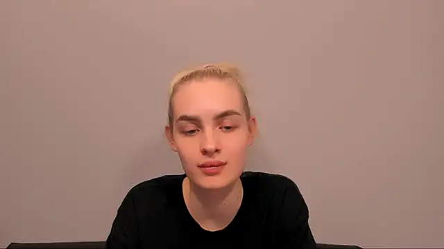 OliviaKisss online show from February 22, 7:48 pm