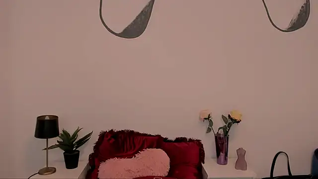 OliviaKisss online show from September 10, 7:47 pm