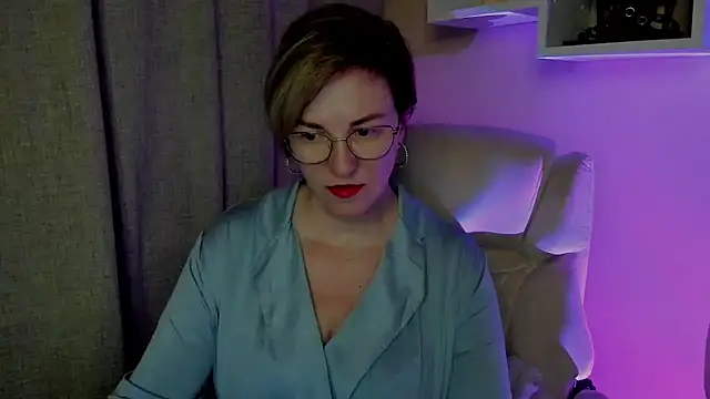 feliziaDesire online show from July 16, 3:44 am