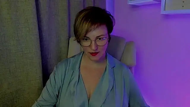 feliziaDesire online show from July 28, 6:20 pm