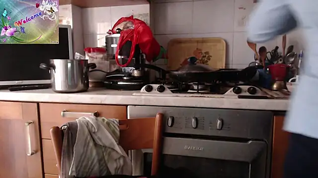 martachatte online show from October 6, 3:07 pm