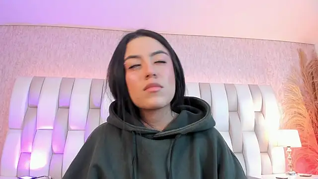 Rebeca jones online show from February 5, 12:19 pm