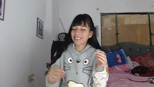 Snapshot of xx_nath_xx chatting on October 7, 4:17 am xx nath xx online show from October 7, 4:17 am