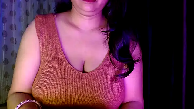 janifer001 online show from January 11, 12:37 am