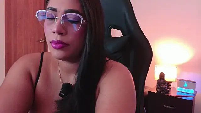 Jenny Carters online show from July 31, 2:01 am