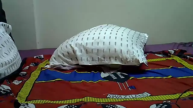 AddictiveAssCurves online show from November 16, 7:43 am