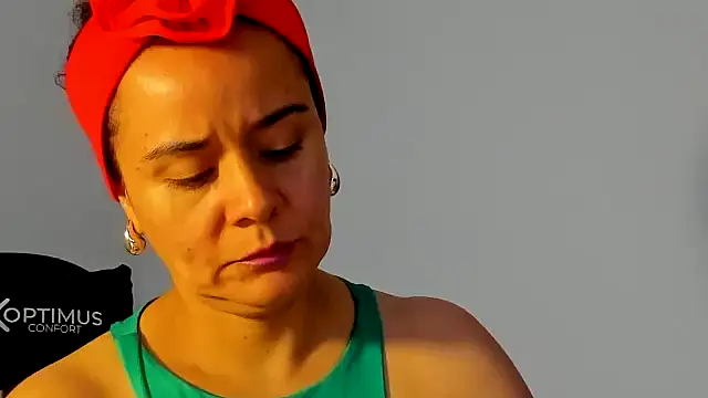 Snapshot of Sami_Hotie1 chatting on September 16, 8:39 pm Sami Hotie1 online show from September 16, 8:39 pm