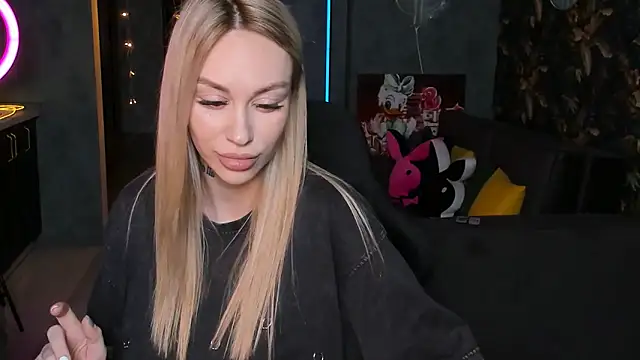 Blckmirrorr online show from November 2, 1:47 pm